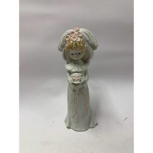 KINKA - Enesco BRIDE Girl in Wedding Dress holding flowers 117536  1988